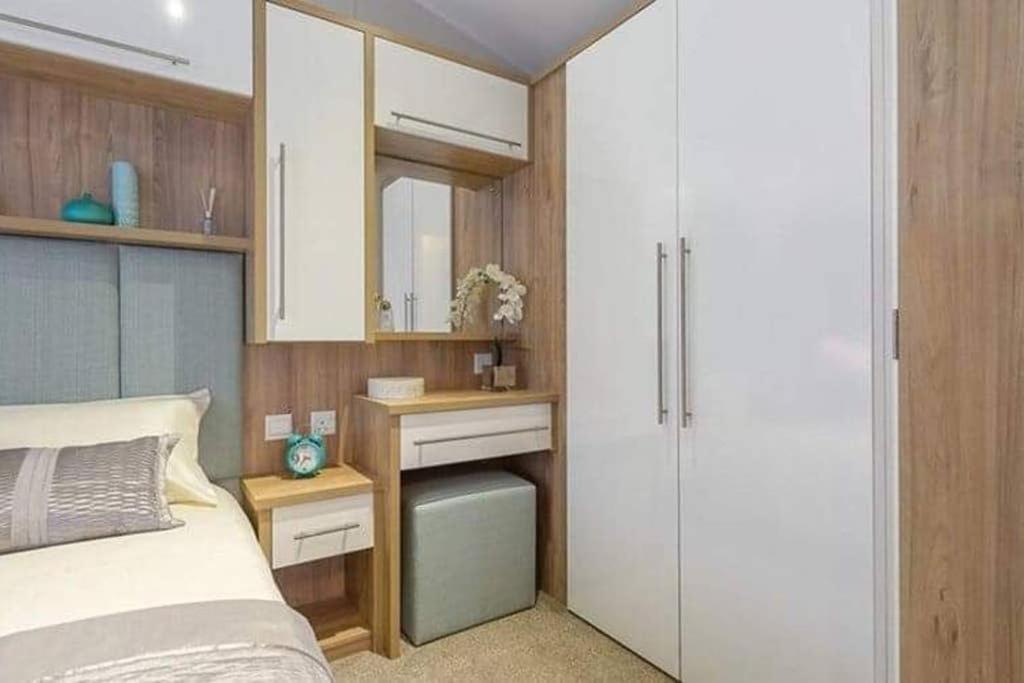 Premium Chalet At Newquay Away Resorts Mv7 Exterior photo